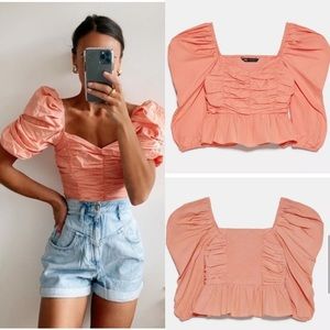 NWT Zara Voluminous Top with Ruffle Trim size S